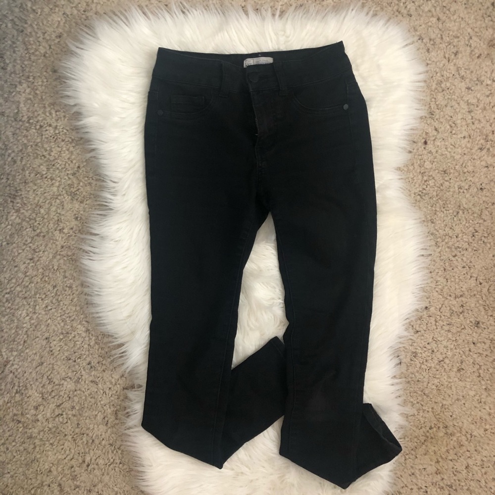 BLACK COMFY JEGGINGS